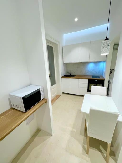 Fantastic Location! Superhost 5 Star * Praag